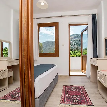 Ada Habitación en casa particular