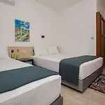 Ada Δωμάτια σε οικογενειακή κατοικία