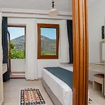 Ada Δωμάτια σε οικογενειακή κατοικία