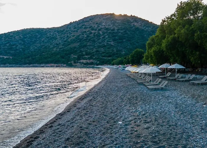 Δωμάτια σε οικογενειακή κατοικία Ada